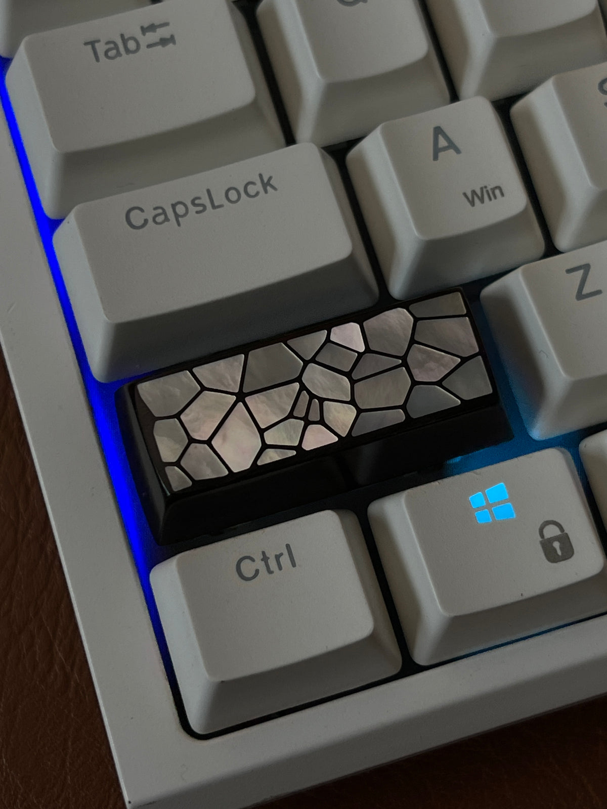 Handcrafted Wooden Keycap 2.25U with Mother of Pearl Ice Crack Inlay