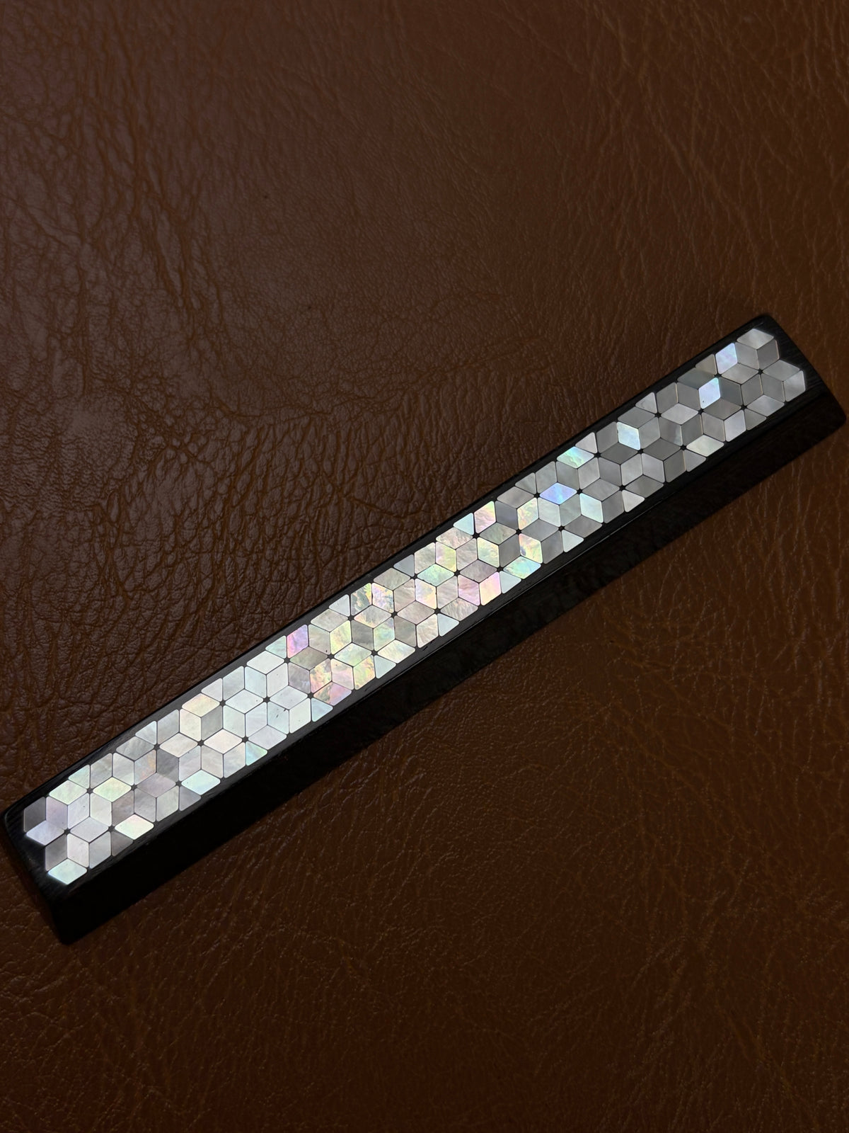 6.25u Wooden Spacebar Keycap – Handmade Mother of Pearl Cube Inlay