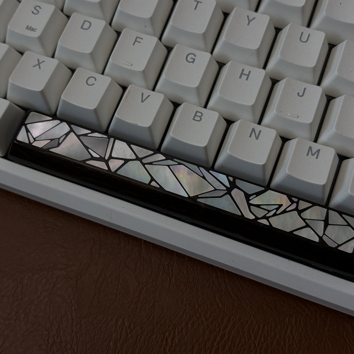 6.25u Wooden Spacebar Keycap – Handmade Mother of Pearl Ice Crack Inlay