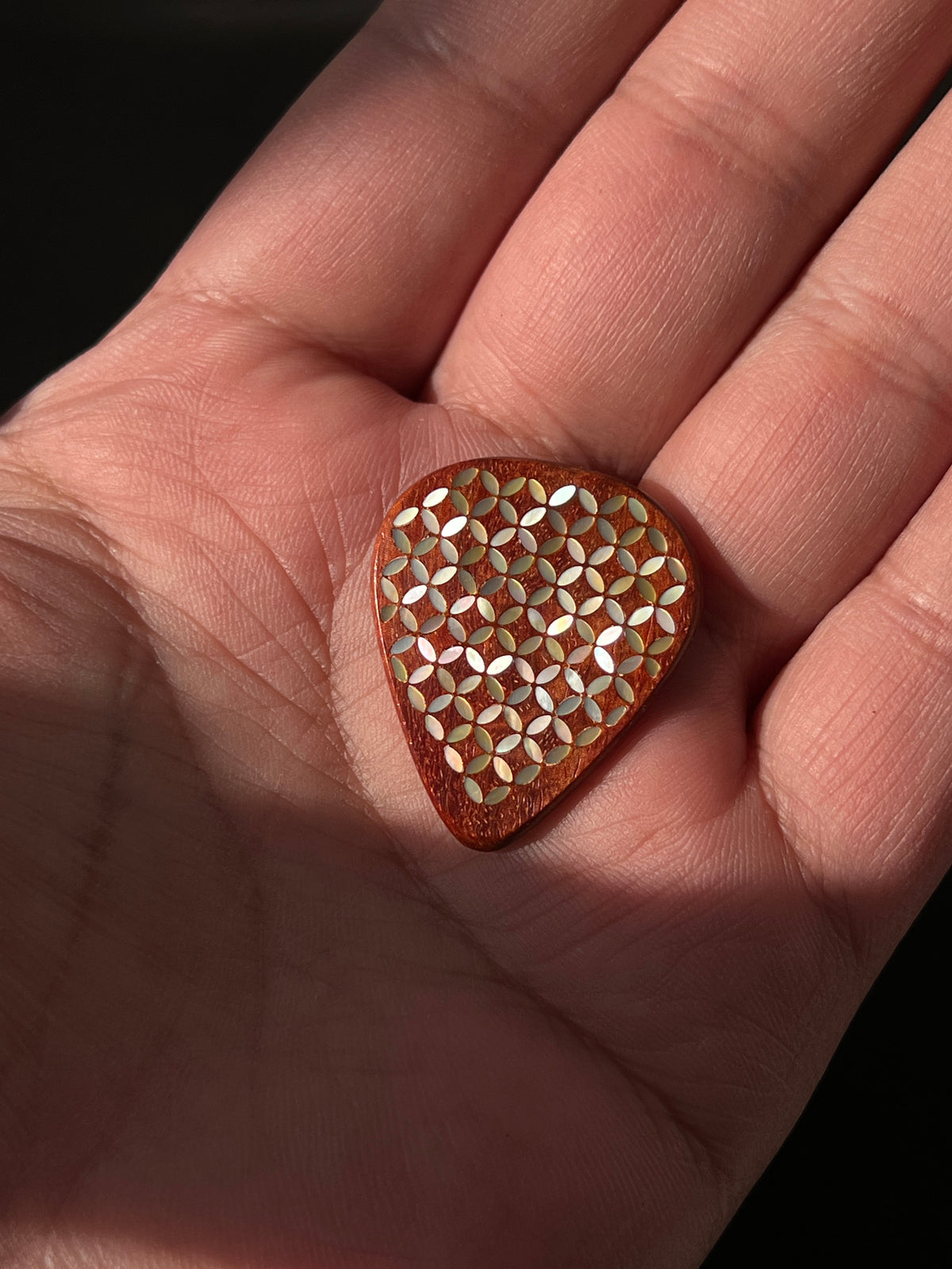 Handmade Wooden Guitar Pick with Mother of Pearl Coin Pattern Inlay – Unique Gift for Guitar Players