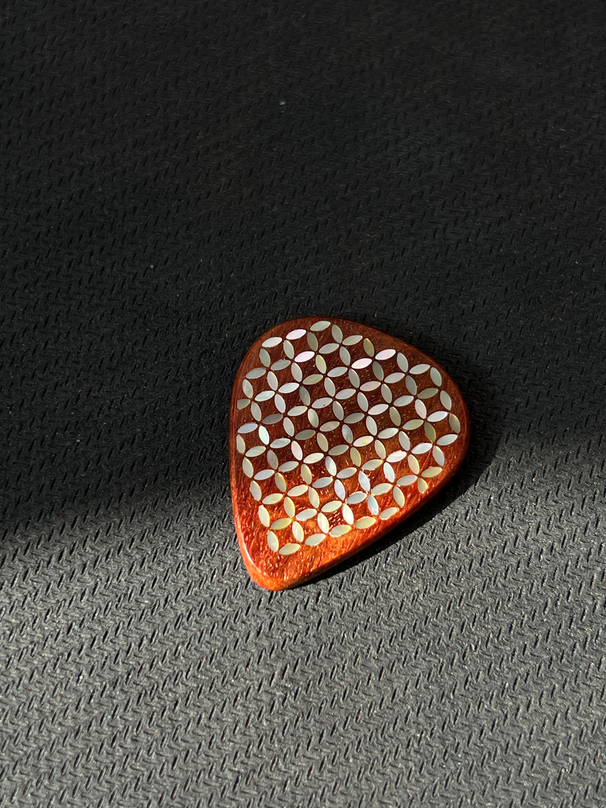 Handmade Wooden Guitar Pick with Mother of Pearl Coin Pattern Inlay – Unique Gift for Guitar Players